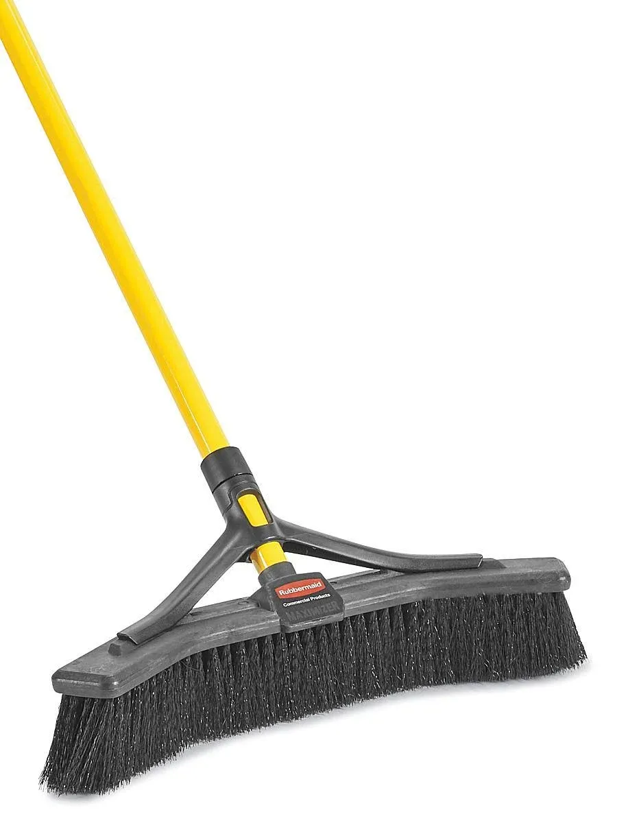 Rubbermaid Maximizer Push-to-Center Broom