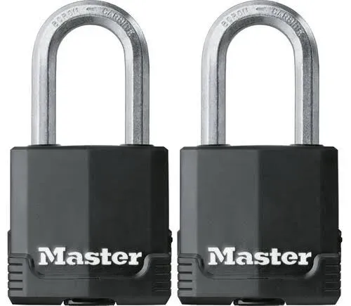 Master Lock Magnum Heavy Duty Outdoor Padlock with Key, 1 Pack