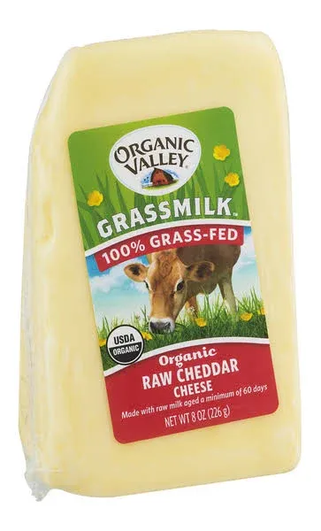 Organic Valley Grassmilk Raw Cheddar Cheese - 8 oz wedge