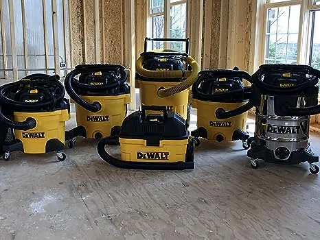 DEWALT 5 Gallon Wet/Dry Vacuum DXV05P